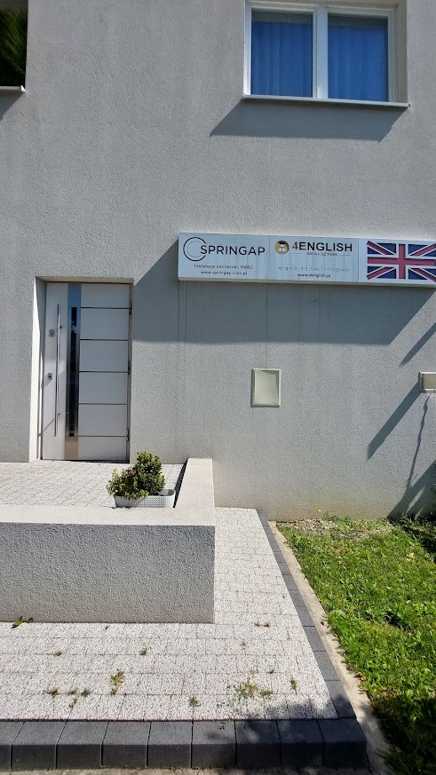 4English Fredry wejście